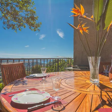Apartment Vue Dans Les Collines *