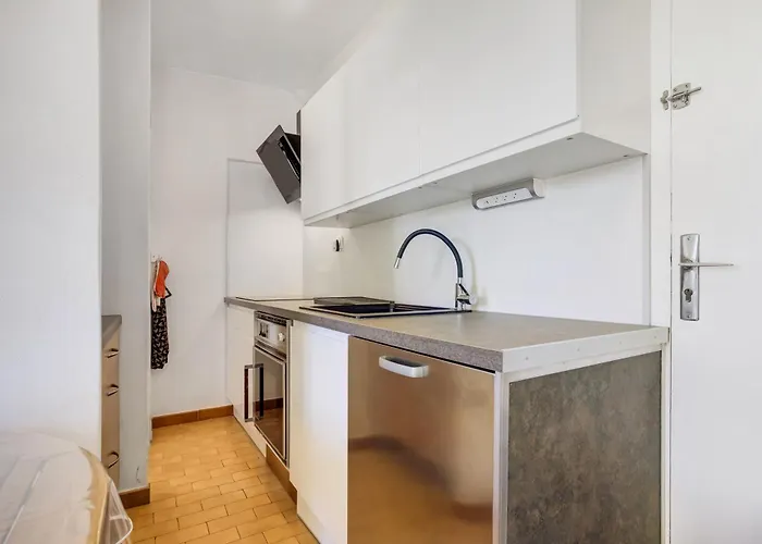 Vue Dans Les Collines 아파트 *